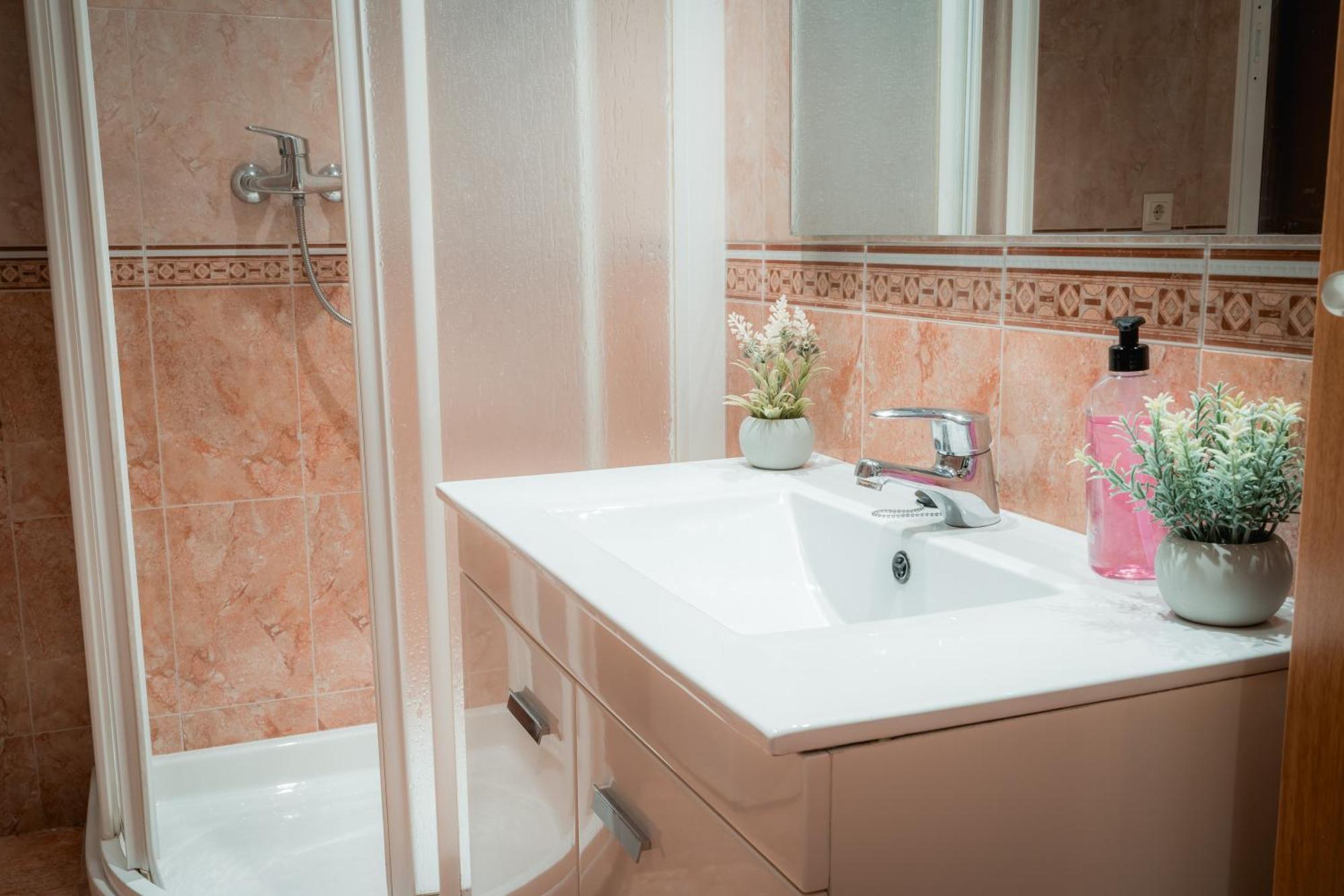 Apartament Ibericabeds Figares Grenada Zewnętrze zdjęcie